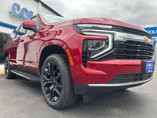 2025 Chevrolet Suburban LS