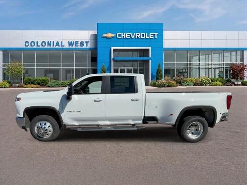 Summit White 2026 Chevrolet Silverado 3500 LT
