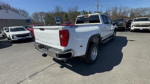 Summit White 2026 Chevrolet Silverado 3500 LT