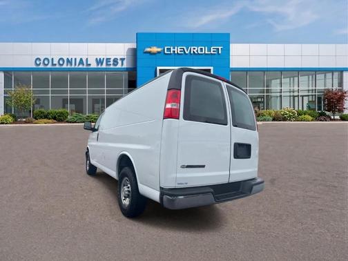 Summit White 2022 Chevrolet Express 2500 Work Van