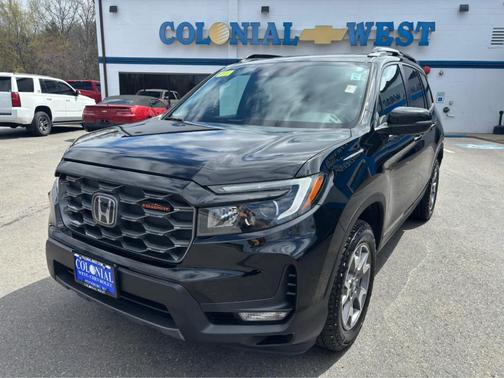 Crystal Black Pearl 2022 Honda Passport TrailSport