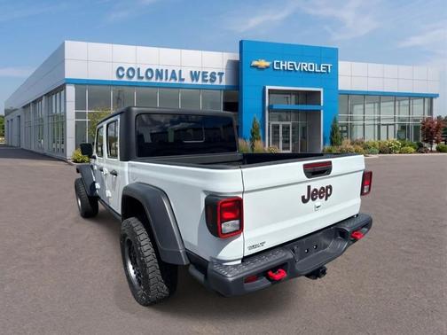 Bright White Clearcoat 2022 Jeep Gladiator Rubicon