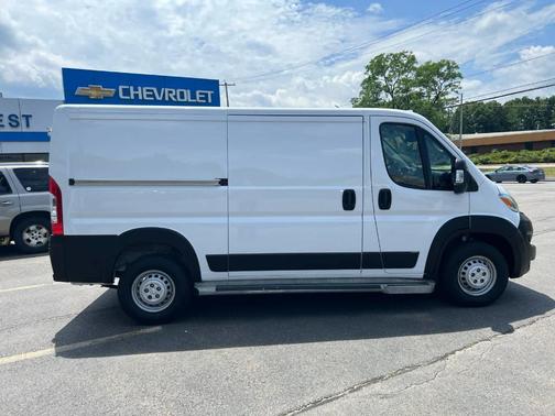 Bright White Clearcoat 2025 RAM ProMaster 2500 Base