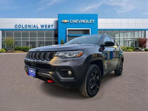 Diamond Black 2024 Jeep Compass Trailhawk