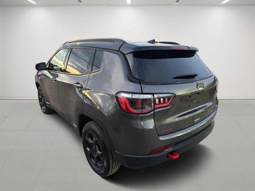 Diamond Black 2024 Jeep Compass Trailhawk