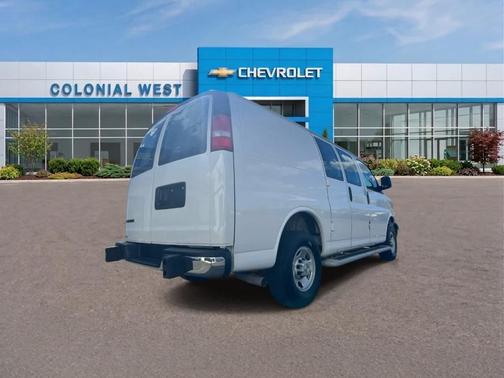 Summit White 2024 Chevrolet Express 2500 Work Van