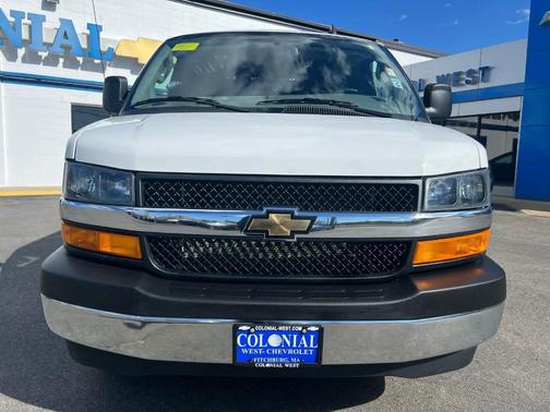 Summit White 2024 Chevrolet Express 2500 Work Van