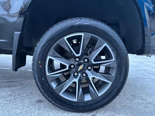 2023 Chevrolet Colorado WT