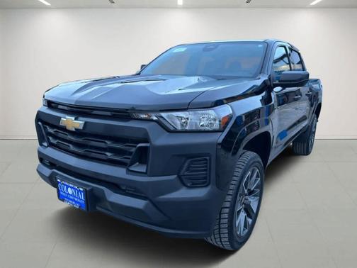 2023 Chevrolet Colorado WT
