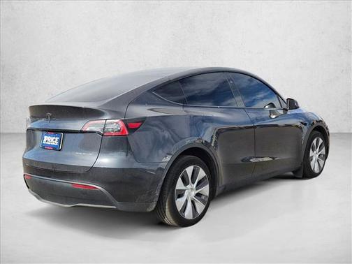 2024 Tesla Model Y Long Range Dual Motor All-Wheel Drive