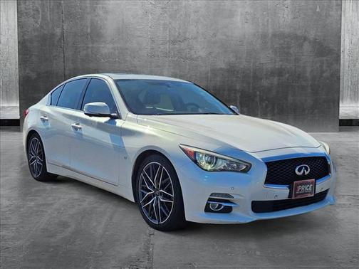 2015 INFINITI Q50 Premium