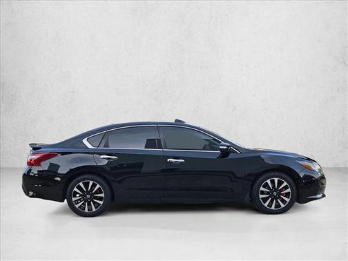 Super Black 2018 Nissan Altima 2.5 SL