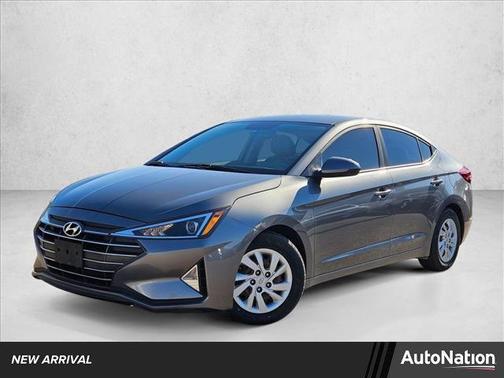 2019 Hyundai ELANTRA SE