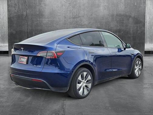 2024 Tesla Model Y Long Range Dual Motor All-Wheel Drive