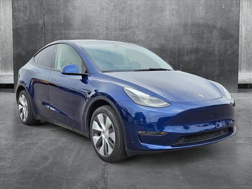2024 Tesla Model Y Long Range Dual Motor All-Wheel Drive