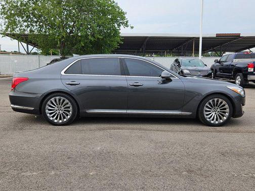 2017 Genesis G90 Premium