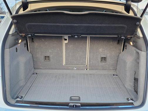 2012 Audi Q5 2.0T Premium Plus