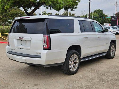 2017 GMC Yukon XL SLT