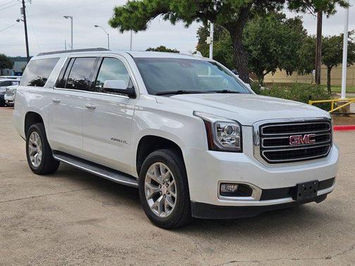 2017 GMC Yukon XL SLT