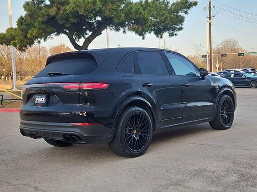 2020 Porsche Cayenne S