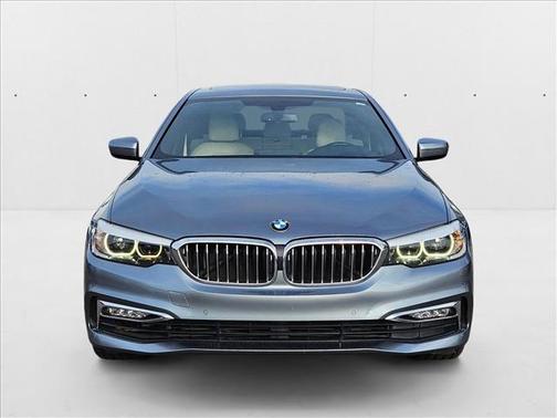 2017 BMW 530 530i