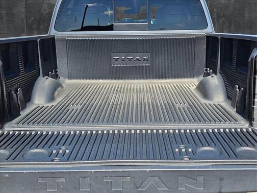 2018 Nissan Titan SV