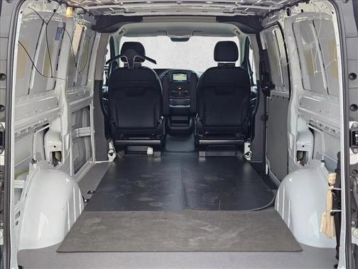 2023 Mercedes-Benz Metris Base