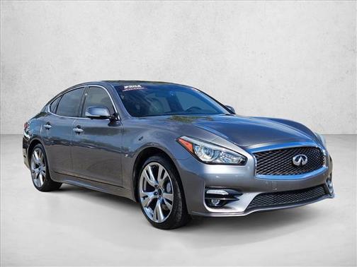 2015 INFINITI Q70 3.7