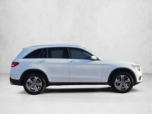 Polar White 2018 Mercedes-Benz GLC 300 Base