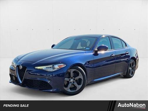 2017 Alfa Romeo Giulia Base