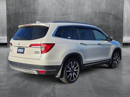 2019 Honda Pilot Touring 8-Passenger