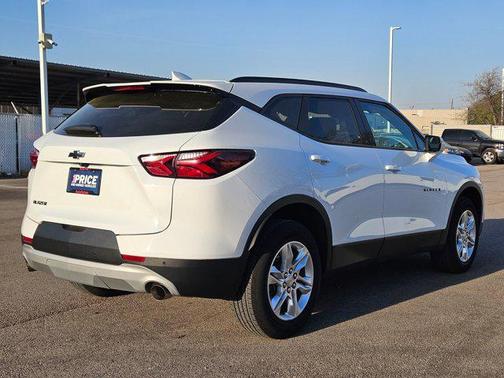 Summit White 2022 Chevrolet Blazer 2LT