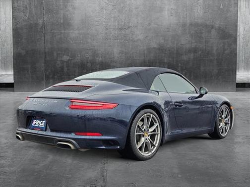 2017 Porsche 911 Carrera