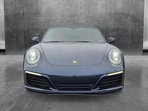 2017 Porsche 911 Carrera