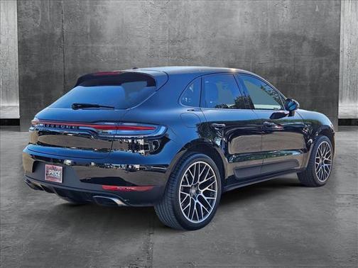 2020 Porsche Macan Base