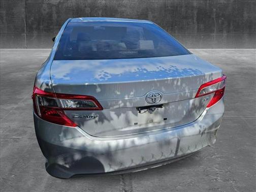 2013 Toyota Camry LE
