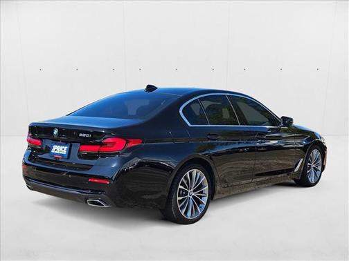 2021 BMW 530 530i