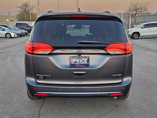 2020 Chrysler Pacifica Limited