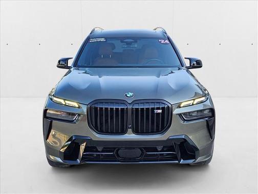 2024 BMW X7 M60i