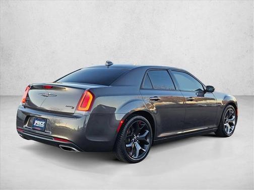 2022 Chrysler 300 S