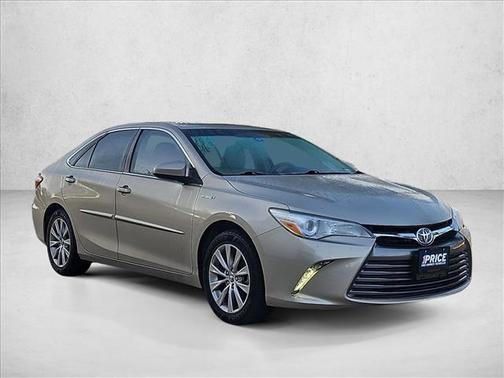 2015 Toyota Camry Hybrid XLE