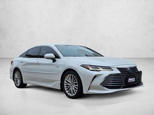 2019 Toyota Avalon Hybrid Limited