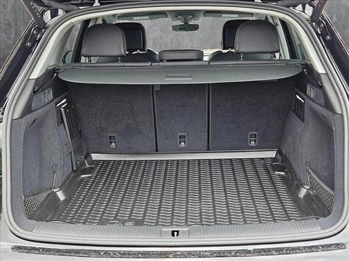 2024 Audi Q5 45 S line Prestige