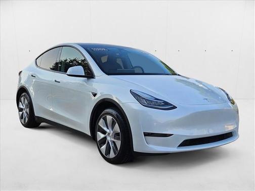 2023 Tesla Model Y Long Range Dual Motor All-Wheel Drive