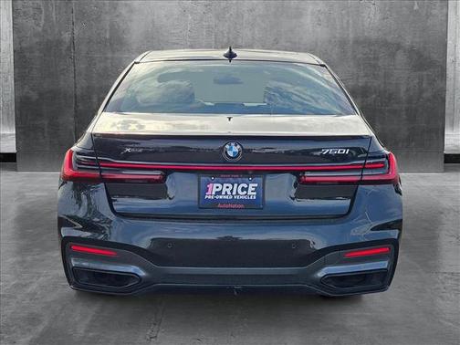 2021 BMW 750 i xDrive