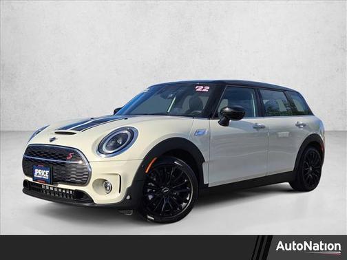 Pepper White 2022 MINI Clubman Cooper S
