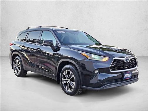 2021 Toyota Highlander Hybrid XLE