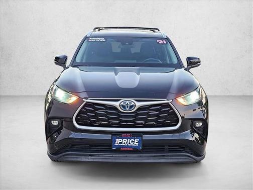 2021 Toyota Highlander Hybrid XLE