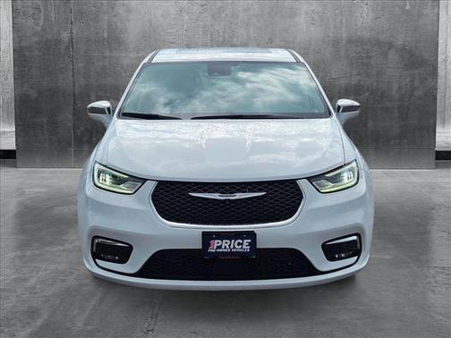 2022 Chrysler Pacifica Hybrid Limited