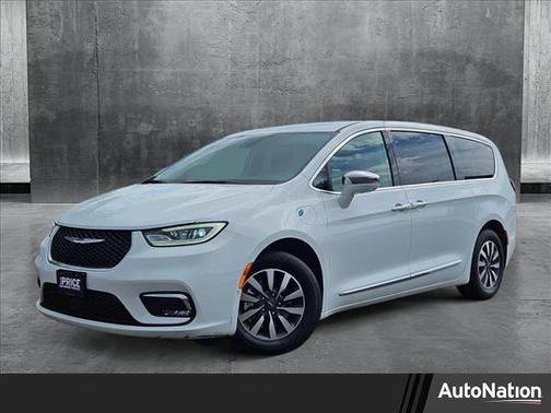 2022 Chrysler Pacifica Hybrid Limited